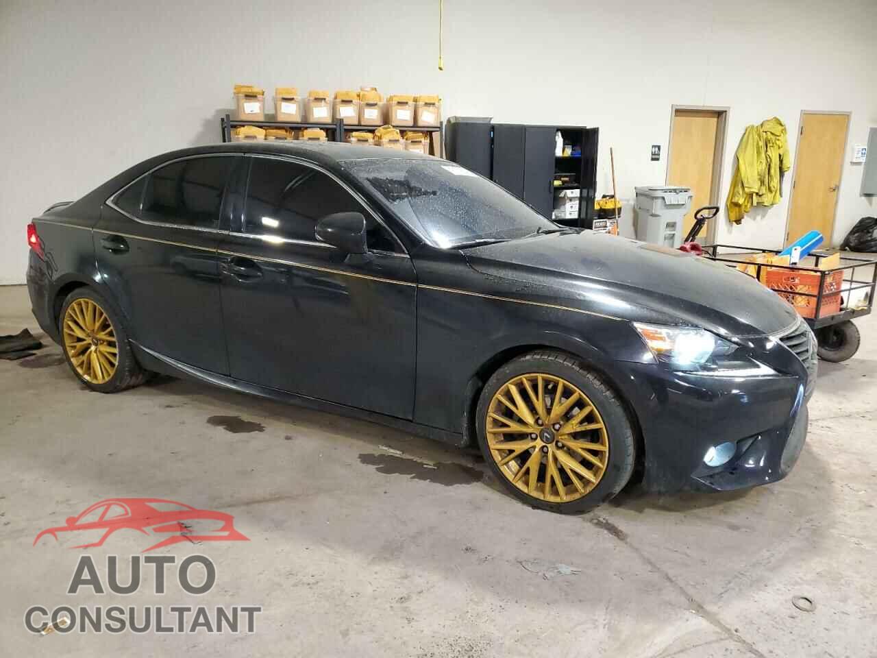 LEXUS IS 2015 - JTHCF1D21F5017770