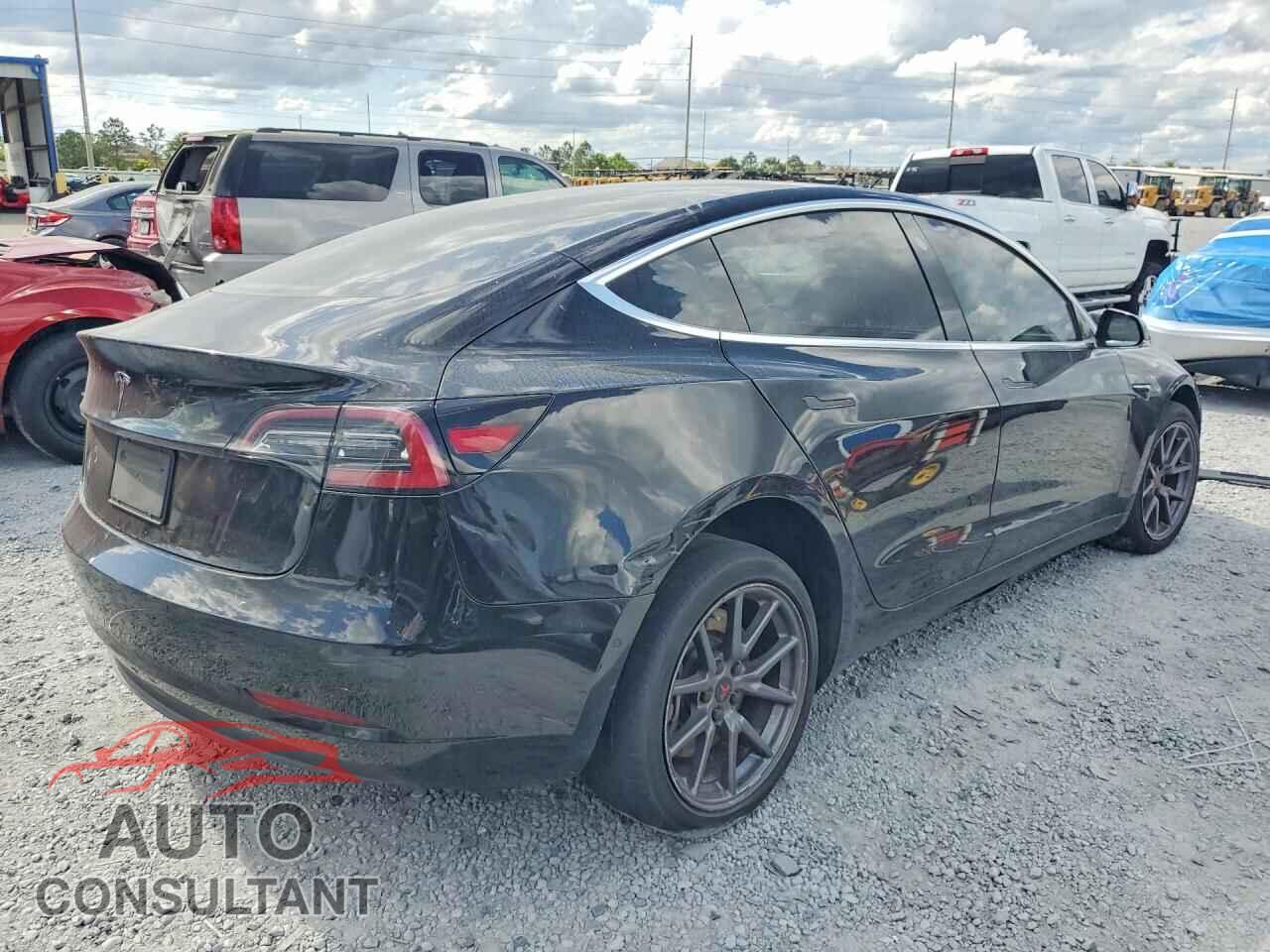 TESLA MODEL 3 2019 - 5YJ3E1EA5KF398834