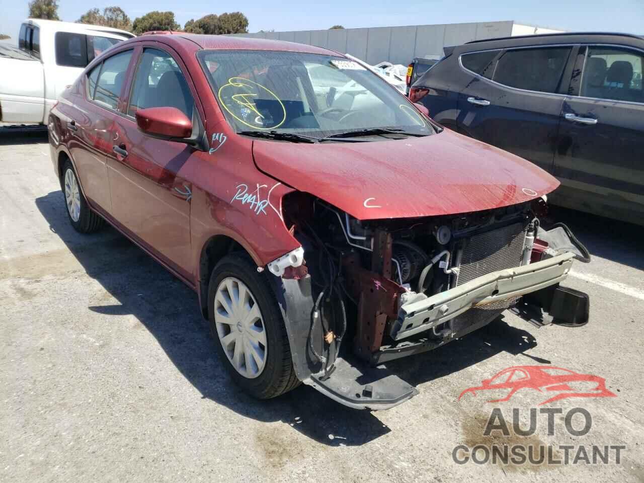 NISSAN VERSA 2018 - 3N1CN7AP3JL840641
