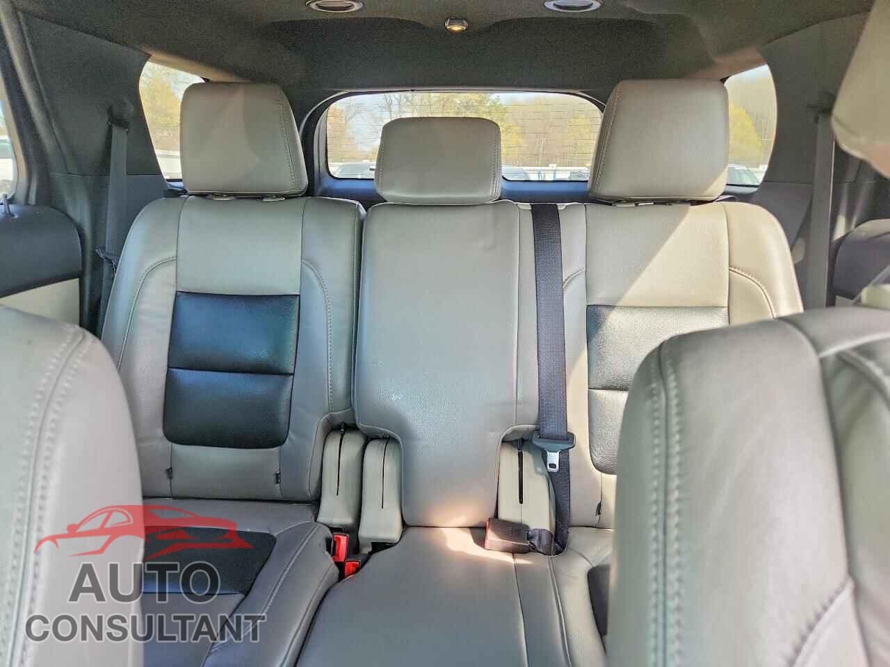 FORD EXPLORER 2013 - 1FM5K8B88DGB62808