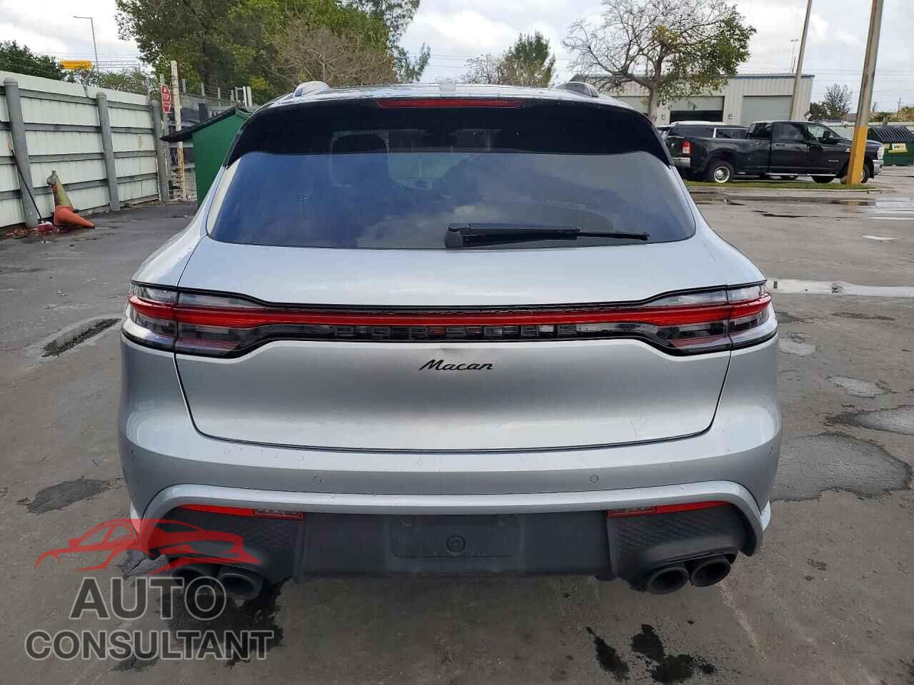 PORSCHE MACAN 2023 - WP1AA2A52PLB04892
