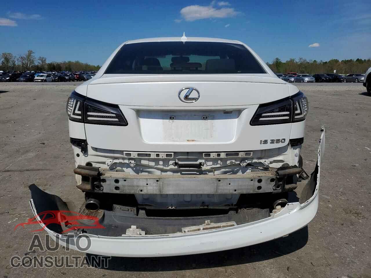 LEXUS IS 2011 - JTHBF5C29B5153885