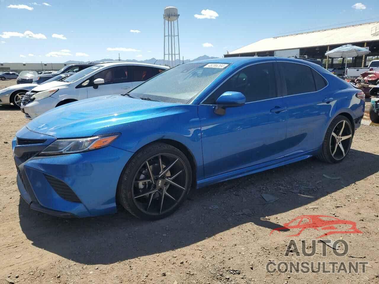 TOYOTA CAMRY 2018 - 4T1B11HKXJU021560