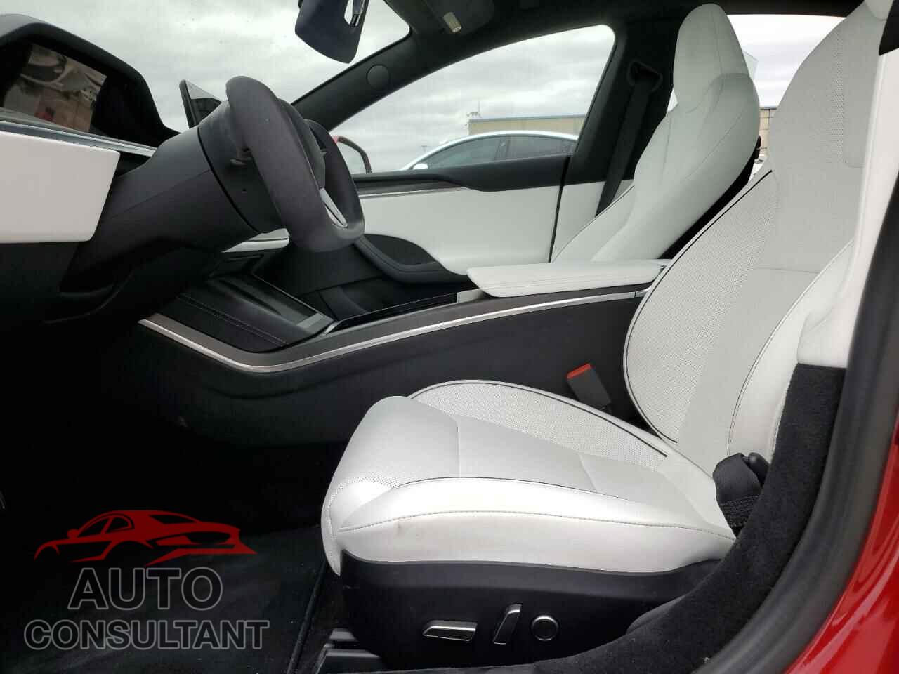 TESLA MODEL S 2023 - 5YJSA1E67PF510852