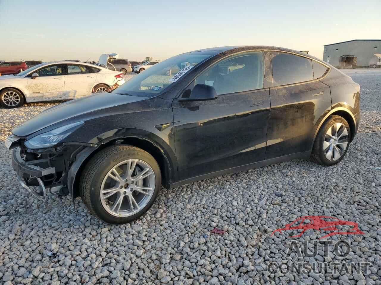 TESLA MODEL Y 2023 - 7SAYGDEE1PA078373