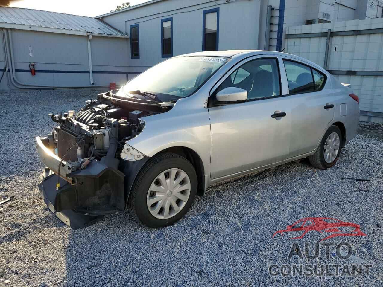 NISSAN VERSA 2017 - 3N1CN7APXHL860556