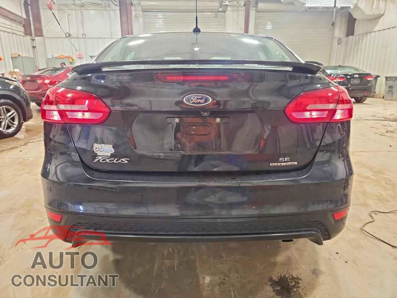 FORD FOCUS 2015 - 1FADP3F26FL235295