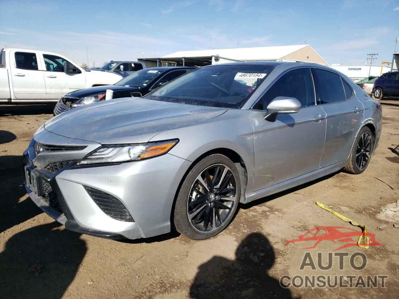 TOYOTA CAMRY 2018 - 4T1B61HKXJU521297