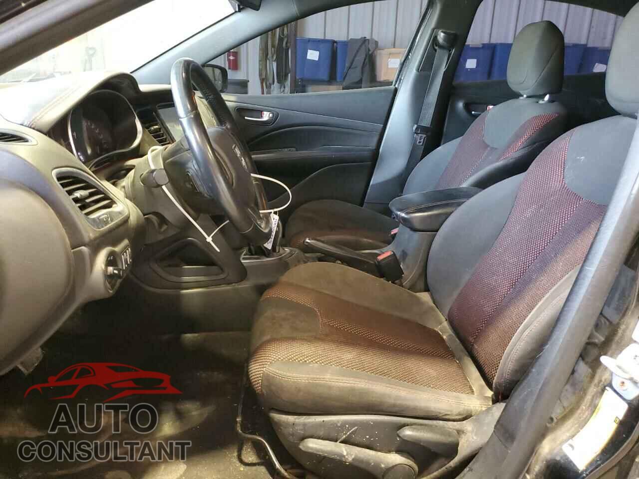 DODGE DART 2015 - 1C3CDFBB9FD422664
