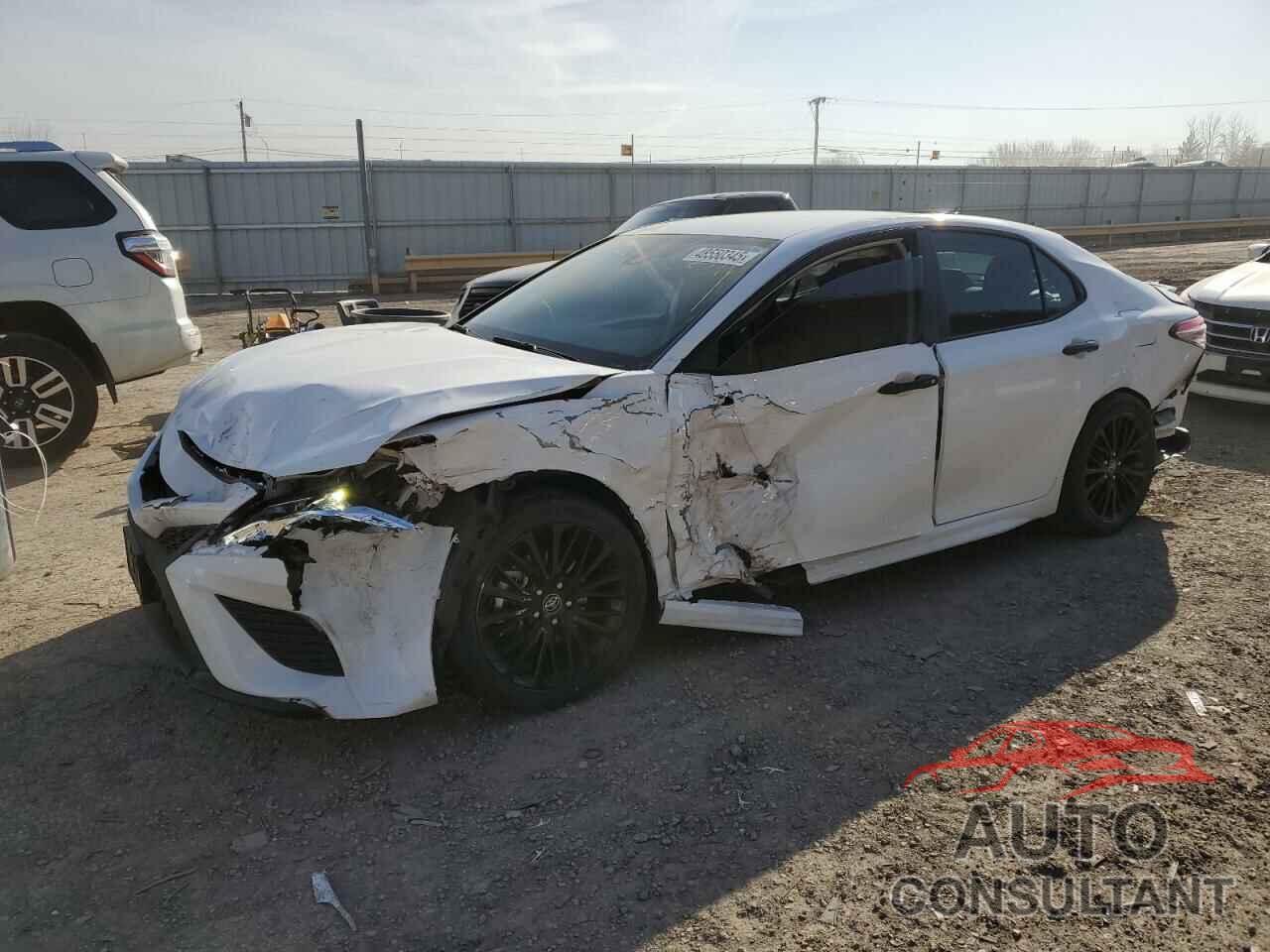 TOYOTA CAMRY 2020 - 4T1G11AK4LU329911