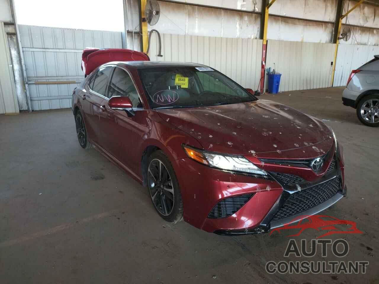 TOYOTA CAMRY 2018 - 4T1B61HK2JU539910