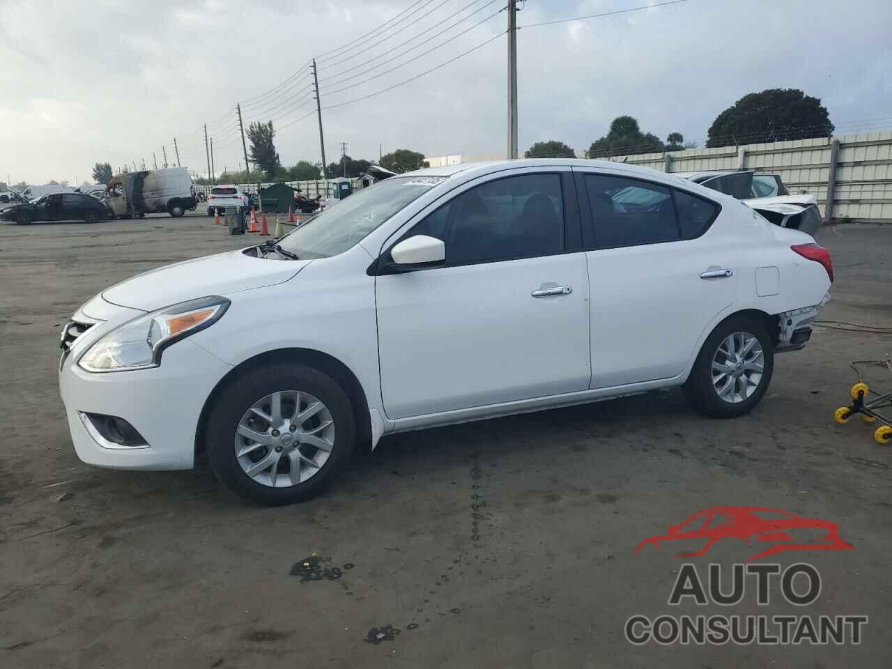 NISSAN VERSA 2017 - 3N1CN7AP7HL844802