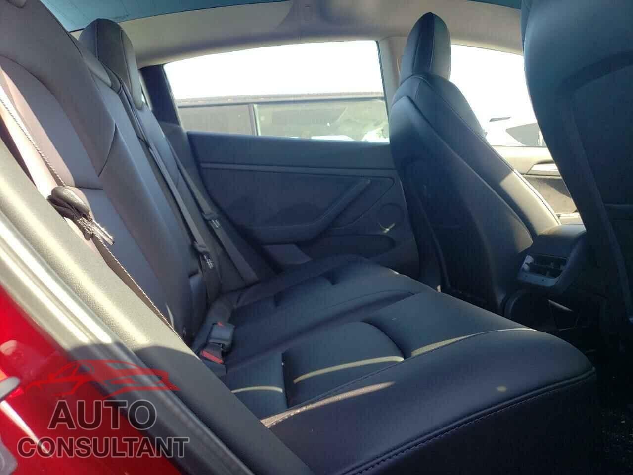 TESLA MODEL 3 2021 - 5YJ3E1EB7MF073372