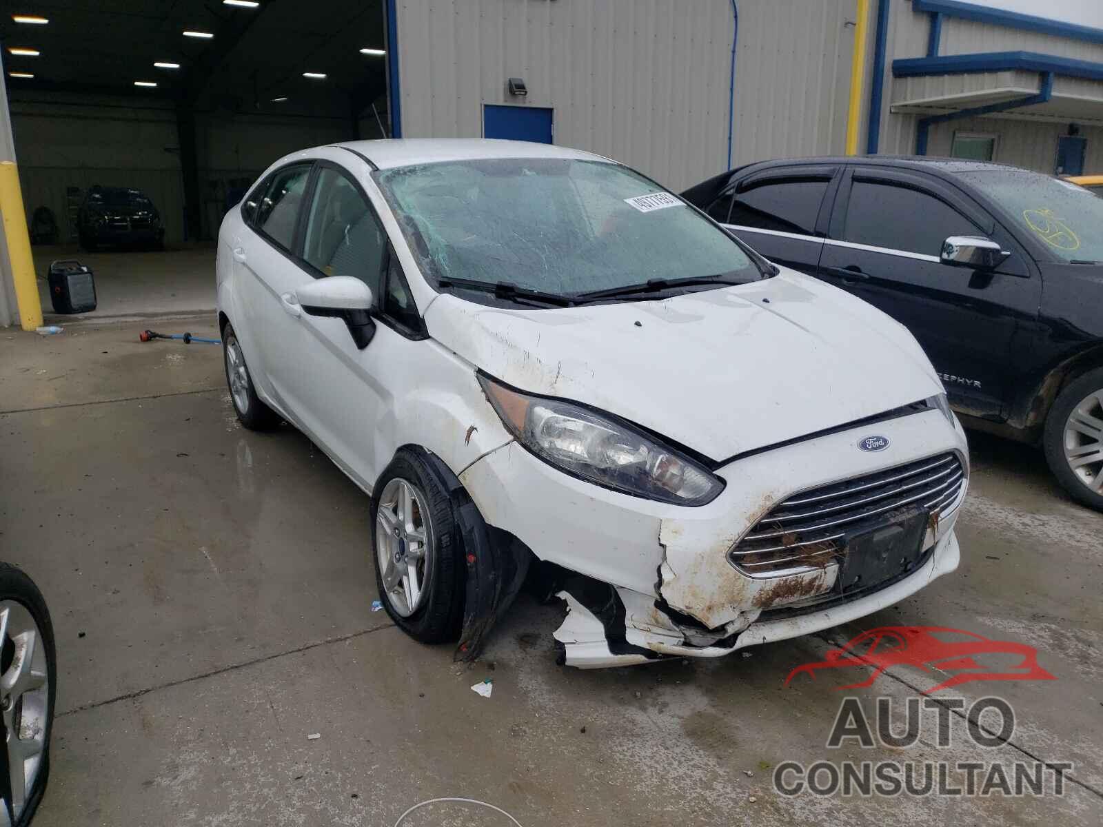 FORD FIESTA 2018 - 3FADP4BJ2JM122132