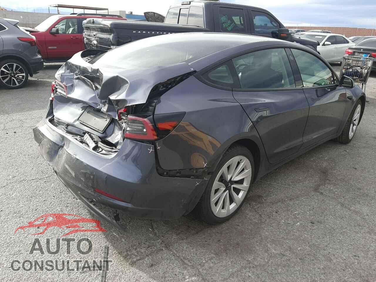 TESLA MODEL 3 2023 - 5YJ3E1EA8PF456636