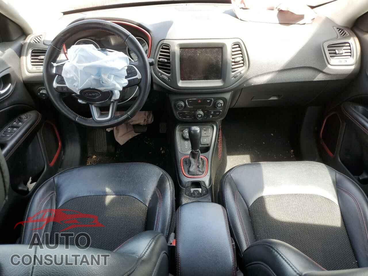 JEEP COMPASS 2020 - 3C4NJDDB8LT163315