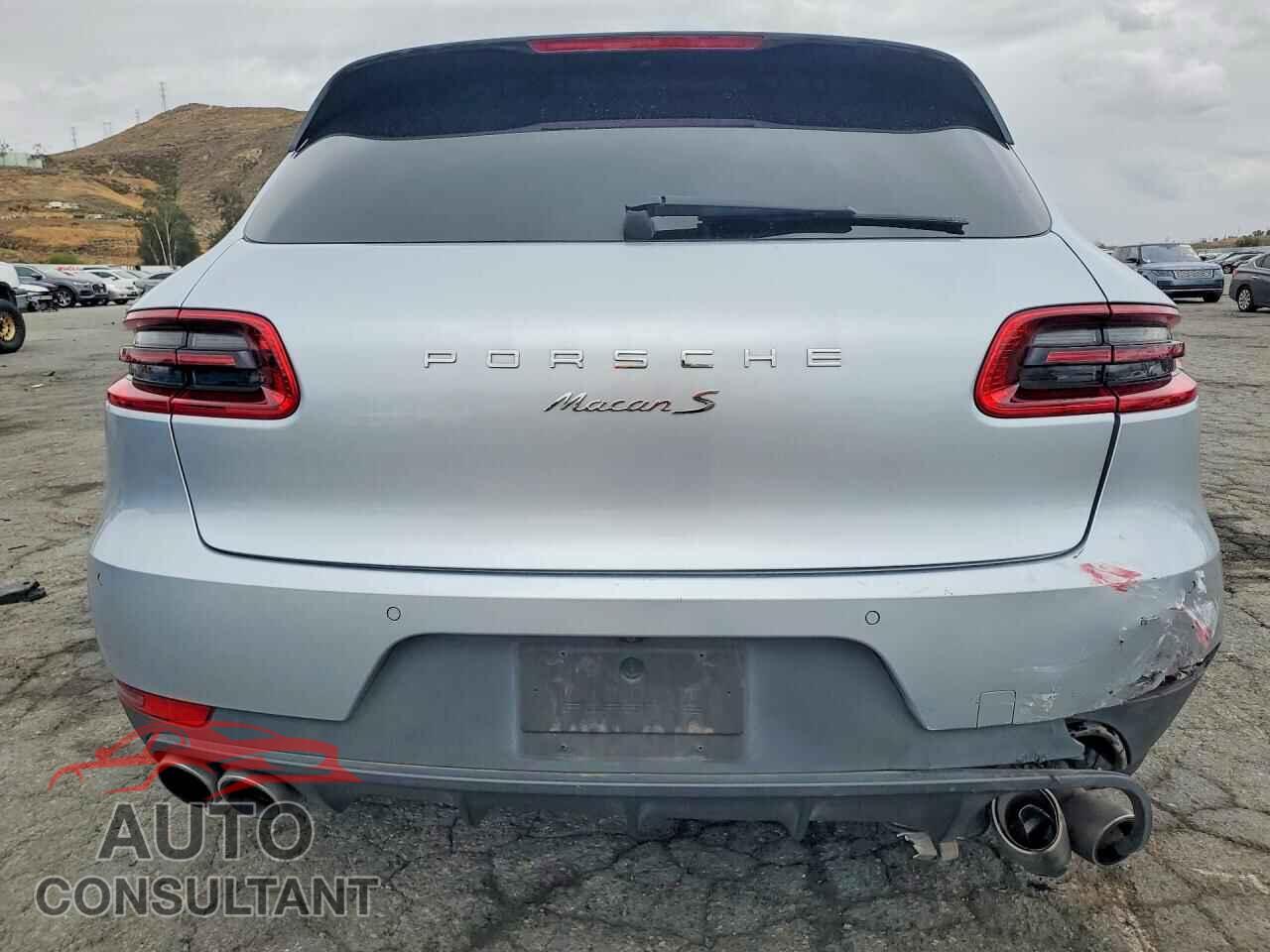 PORSCHE MACAN 2015 - WP1AB2A5XFLB58596