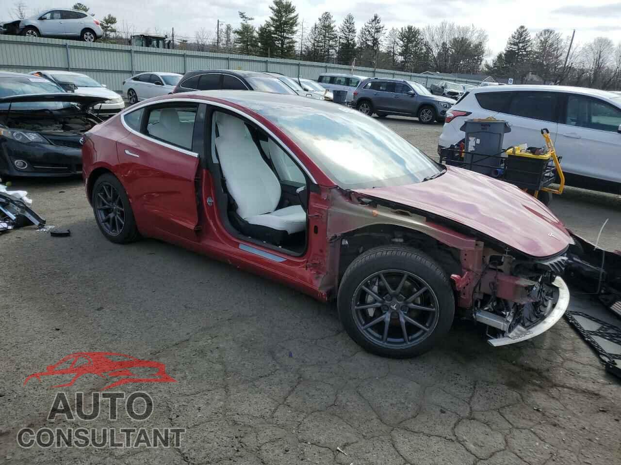 TESLA MODEL 3 2019 - 5YJ3E1EB4KF195197