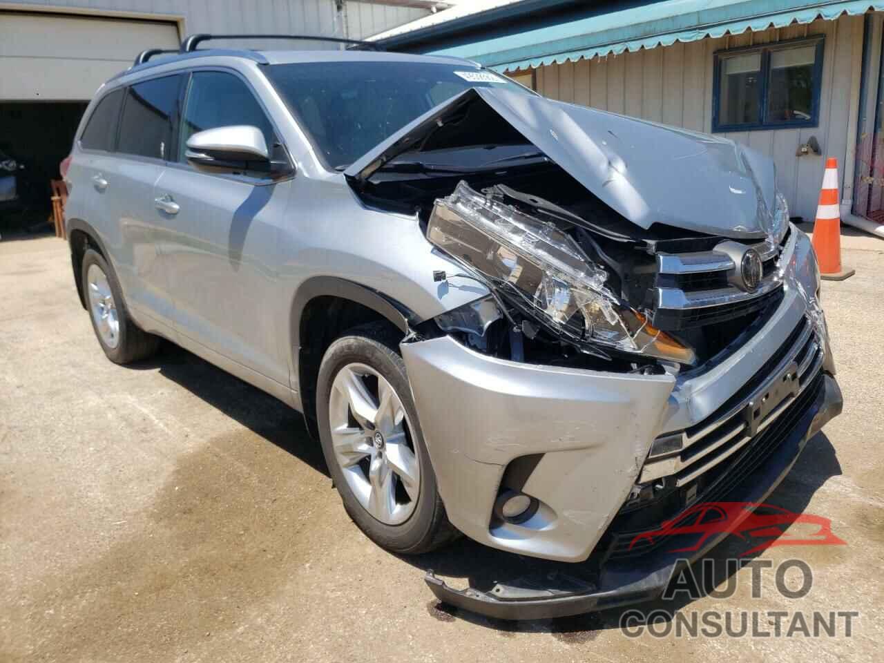 TOYOTA HIGHLANDER 2018 - 5TDDZRFH3JS896429