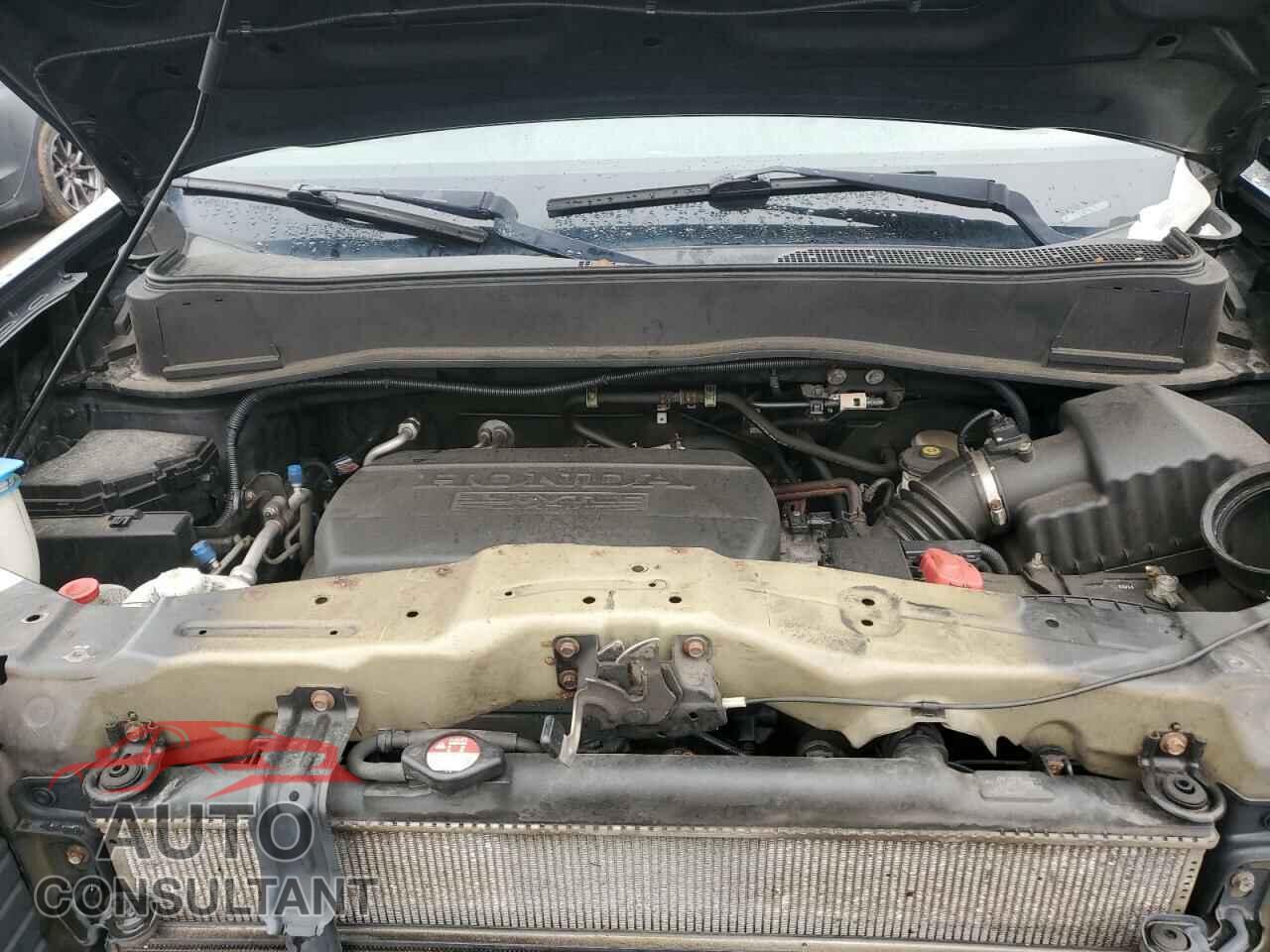 HONDA PILOT 2013 - 5FNYF4H58DB044697