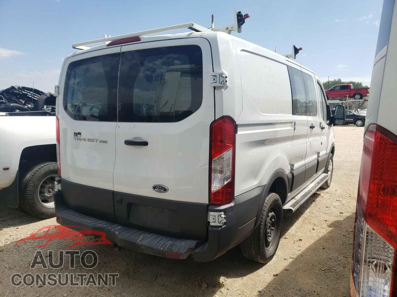 FORD TRANSIT CO 2016 - 1FTYR1ZM1GKB04578