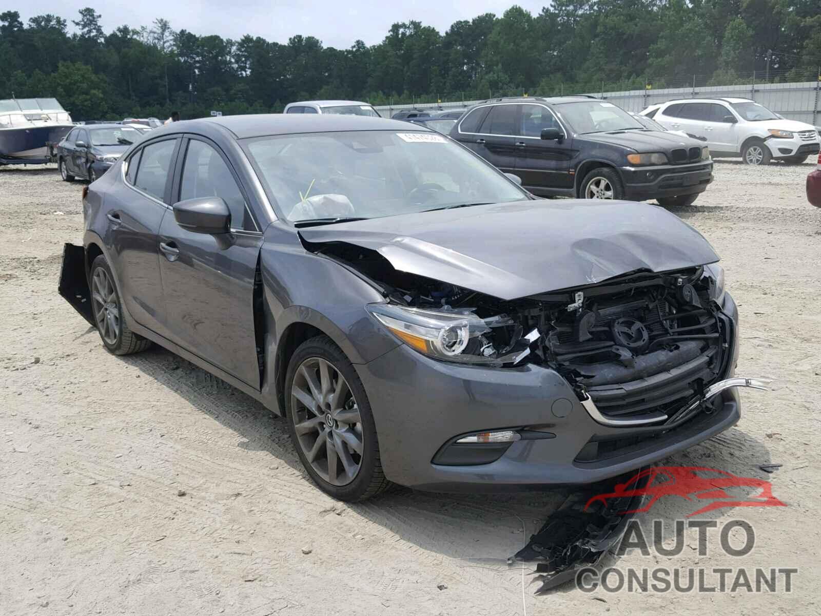 MAZDA 3 2018 - 3MZBN1V32JM191712