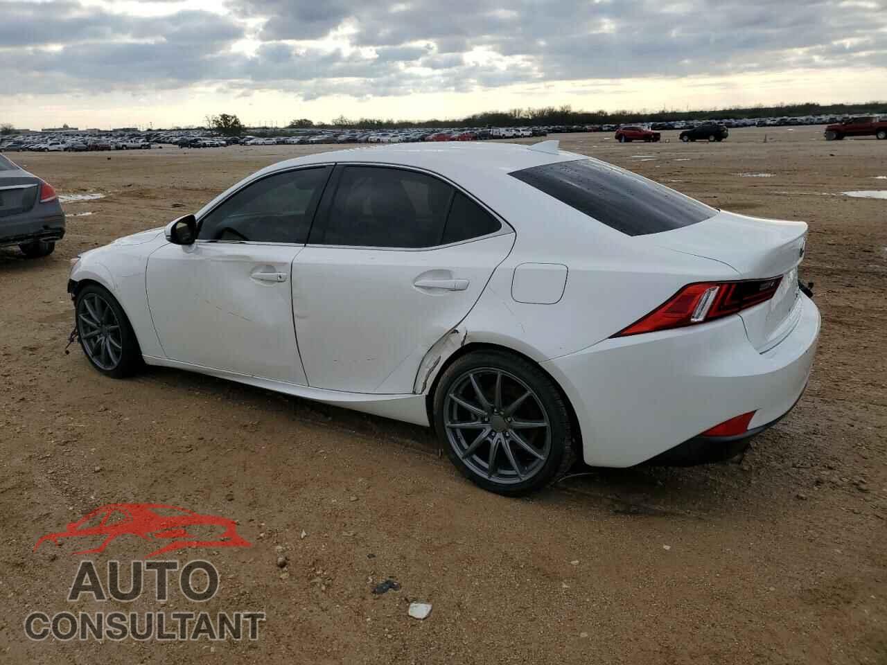 LEXUS IS 2015 - JTHCF1D24F5022560