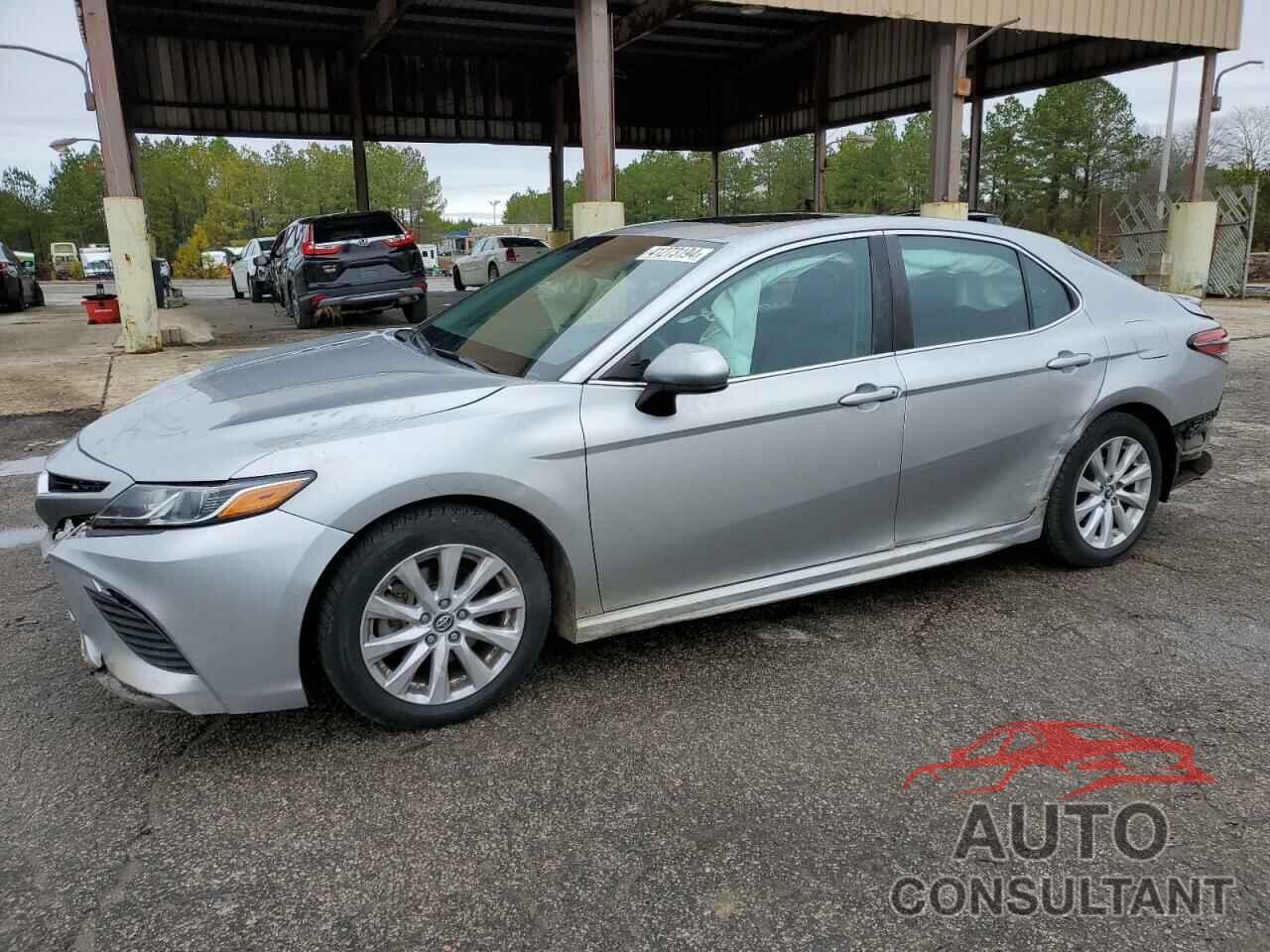 TOYOTA CAMRY 2018 - 4T1B11HK5JU535767
