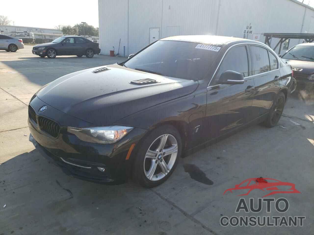 BMW 3 SERIES 2017 - WBA8E1C36HA030087