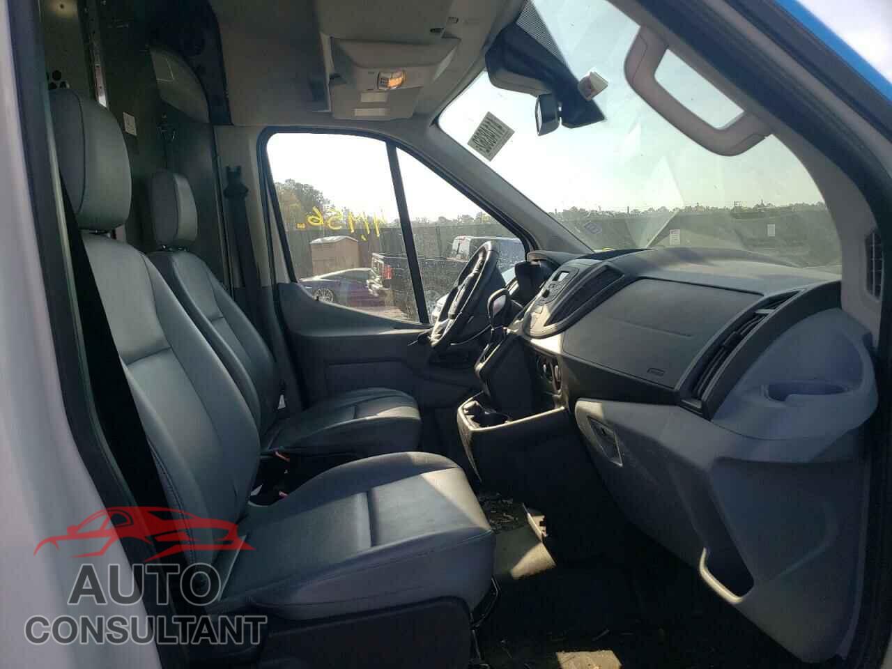 FORD TRANSIT 2019 - 1FTYR1CM8KKB45355