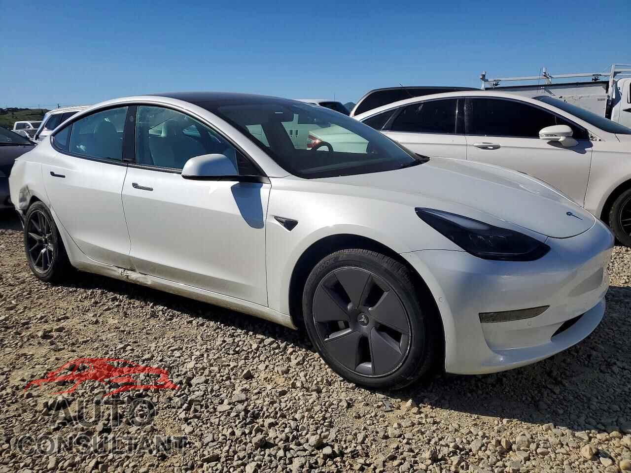 TESLA MODEL 3 2022 - 5YJ3E1EA4NF347197