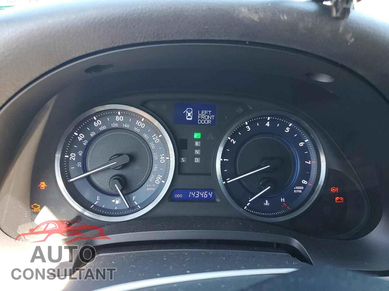 LEXUS IS 2011 - JTHCF5C28B5046878