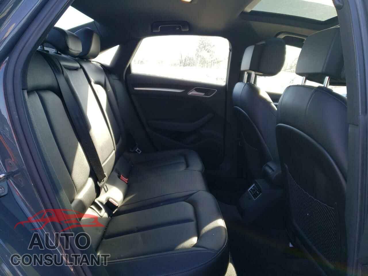 AUDI A3 2017 - WAUJ8GFF2H1077683
