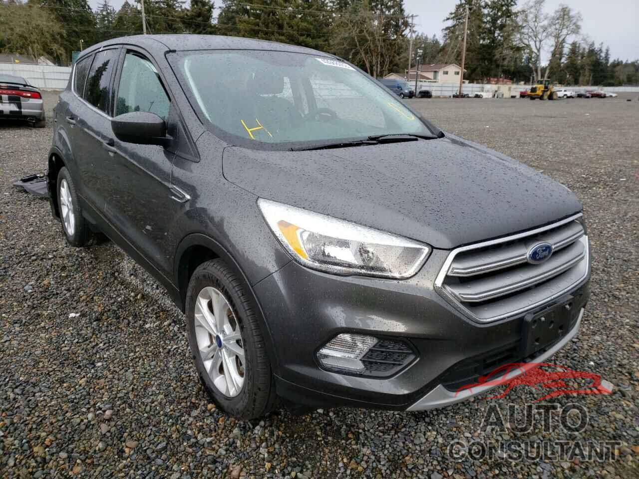 FORD ESCAPE 2017 - 1FMCU9GD0HUE57812