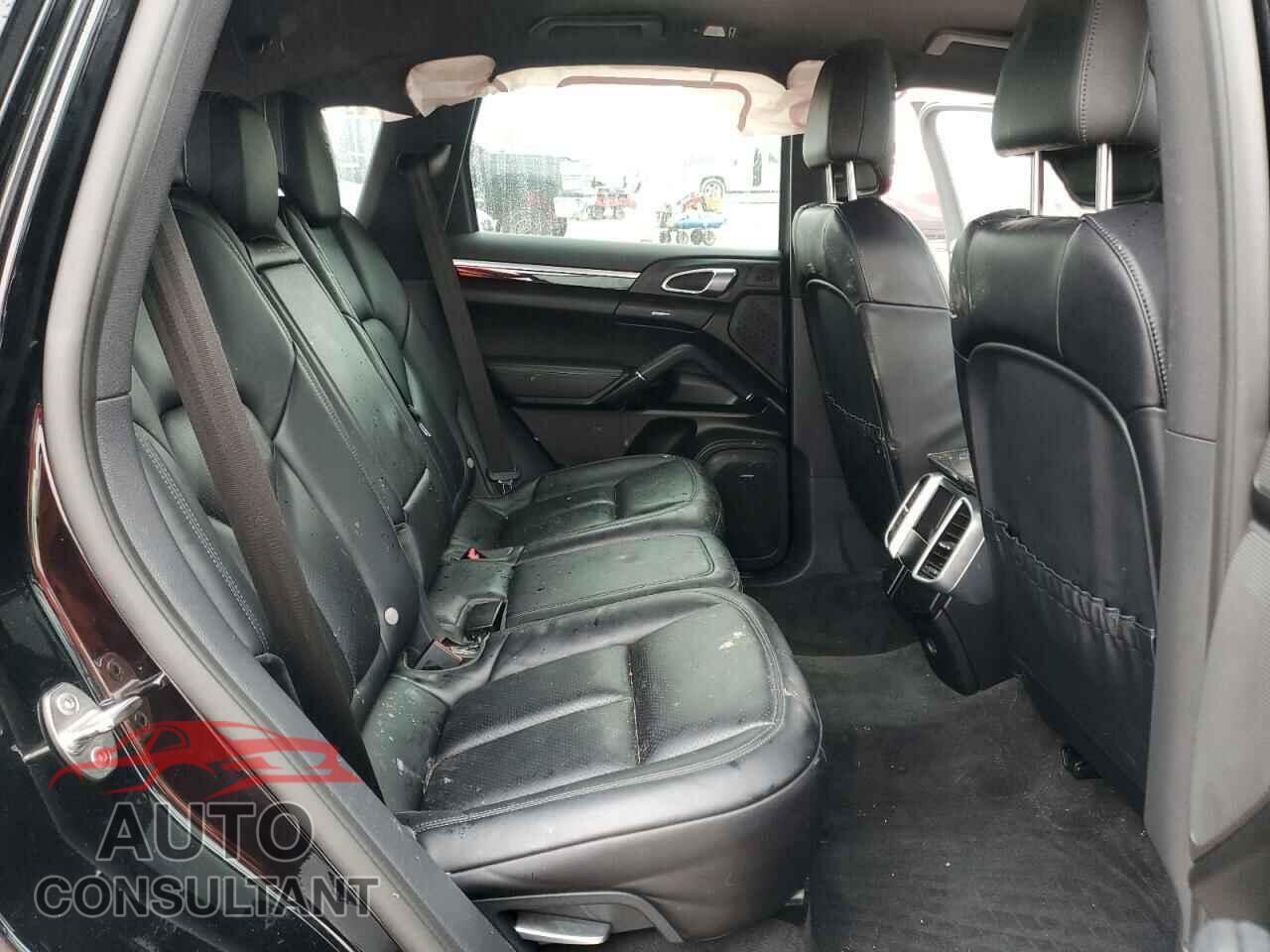 PORSCHE CAYENNE 2017 - WP1AA2A22HKA90764