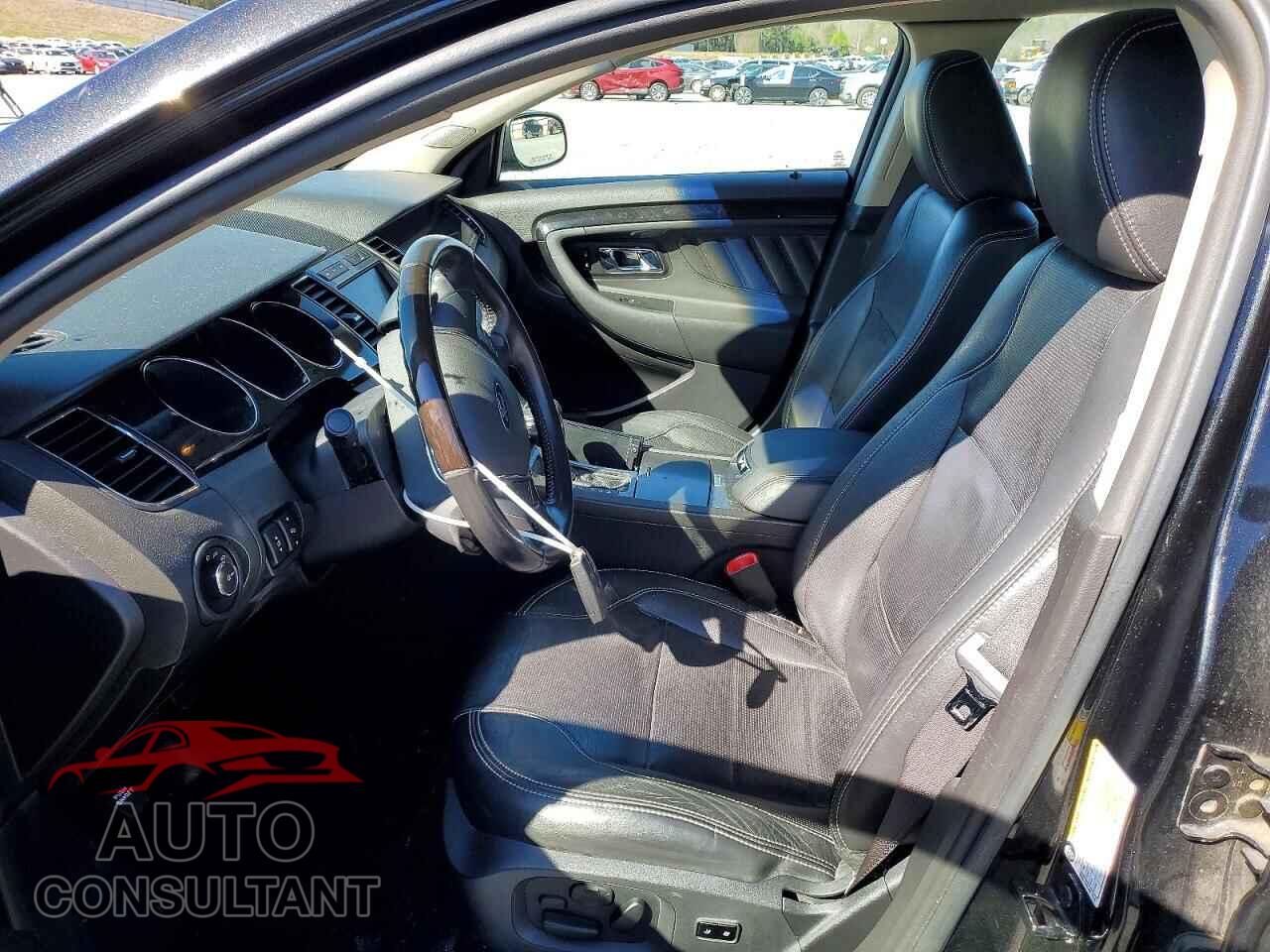 FORD TAURUS 2010 - 1FAHP2FW8AG164634