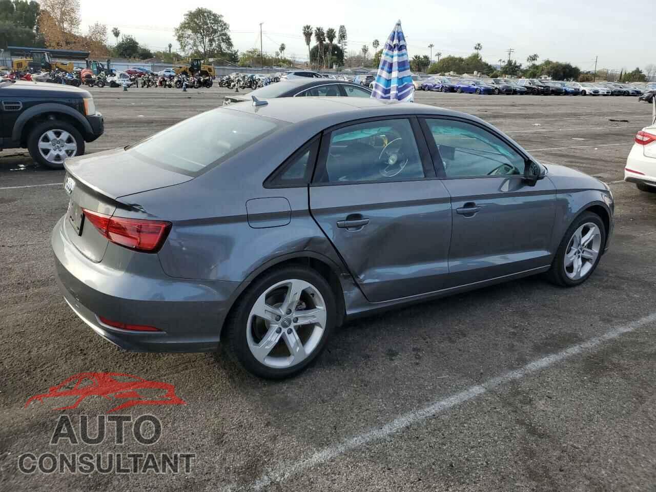 AUDI A3 2018 - WAUAUGFF0J1069647