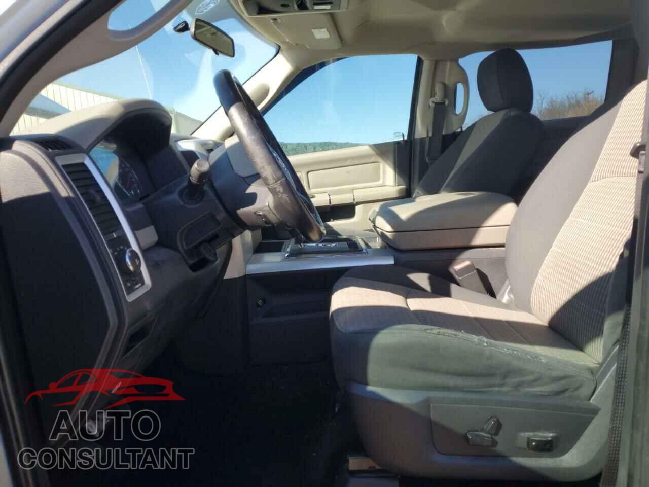 DODGE RAM 1500 2012 - 1C6RD7LT5CS162250