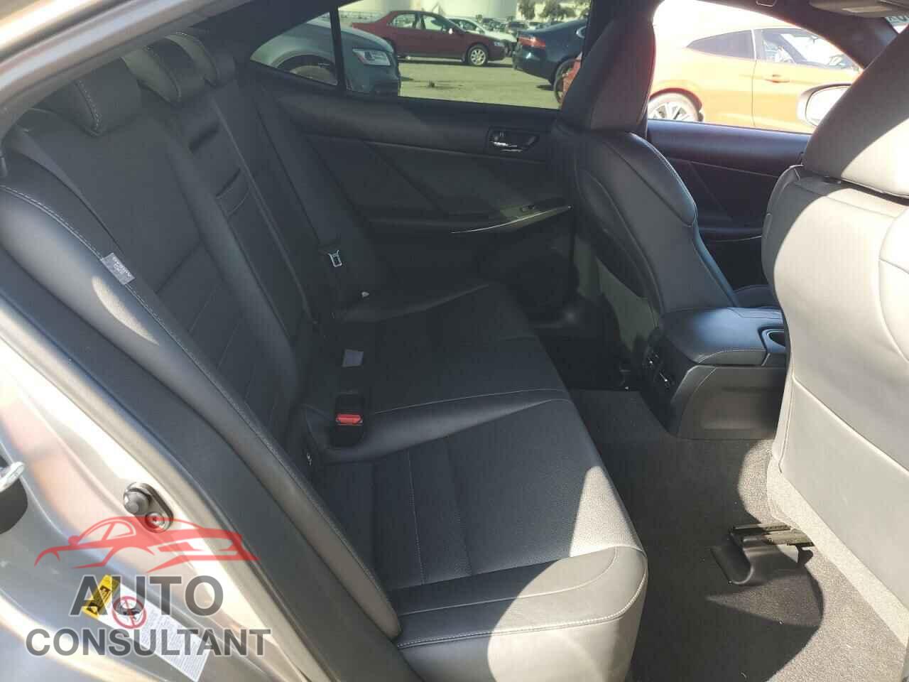 LEXUS IS 2015 - JTHBF1D29F5082202