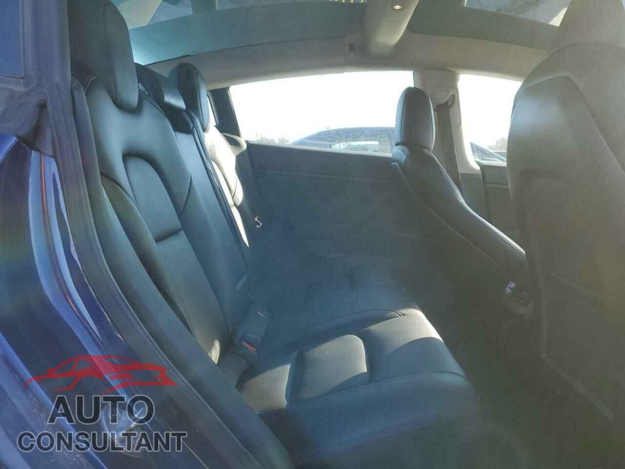 TESLA MODEL 3 2021 - 5YJ3E1EA0MF907490