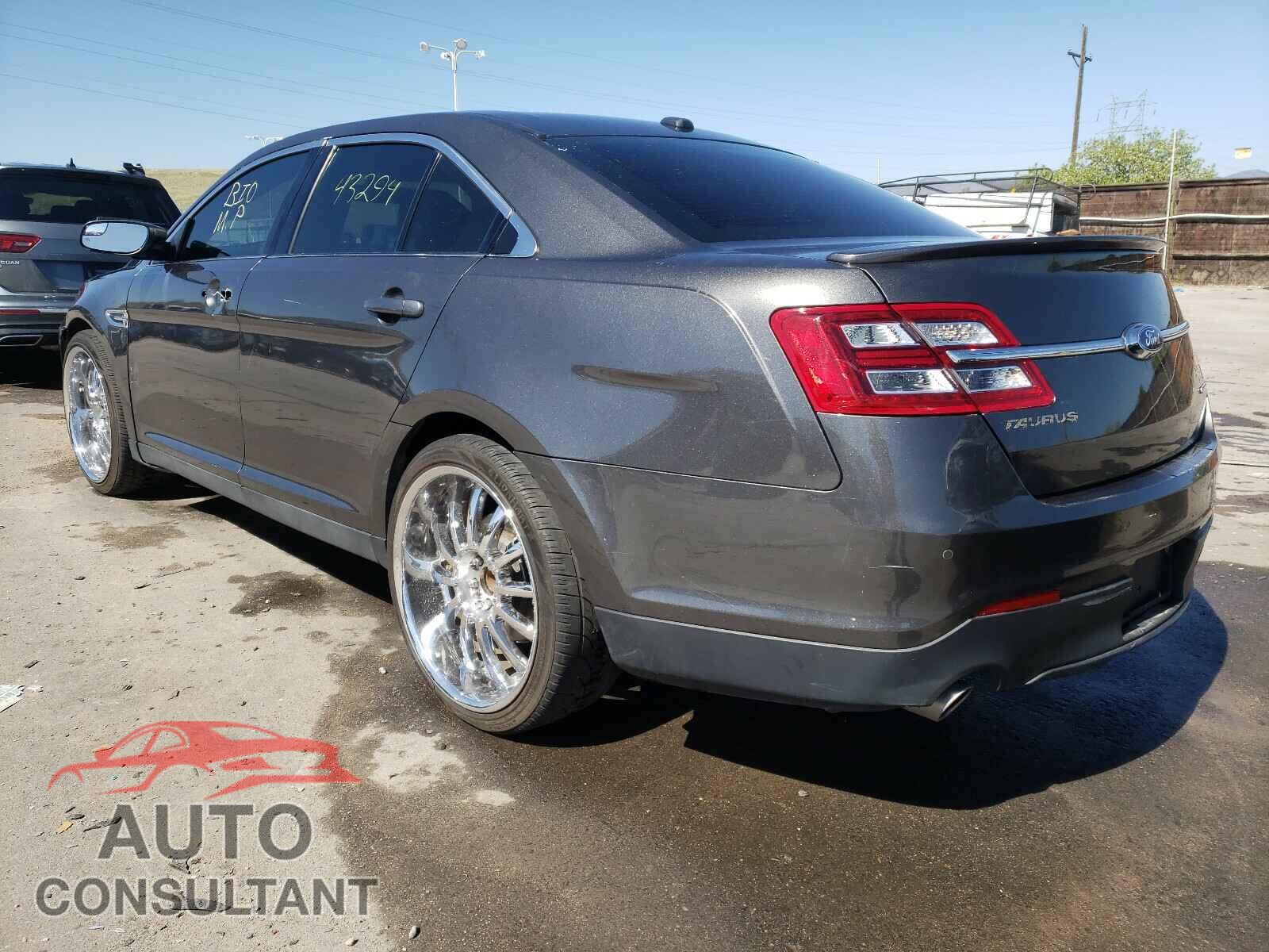 FORD TAURUS 2017 - 1FAHP2E81HG132248