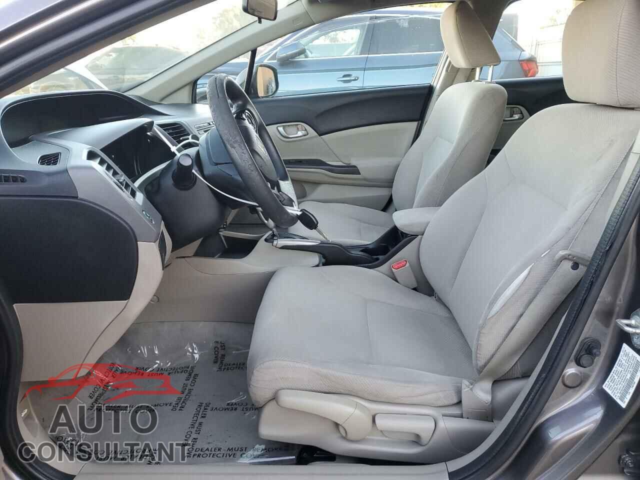 HONDA CIVIC 2012 - 19XFB2F58CE370384