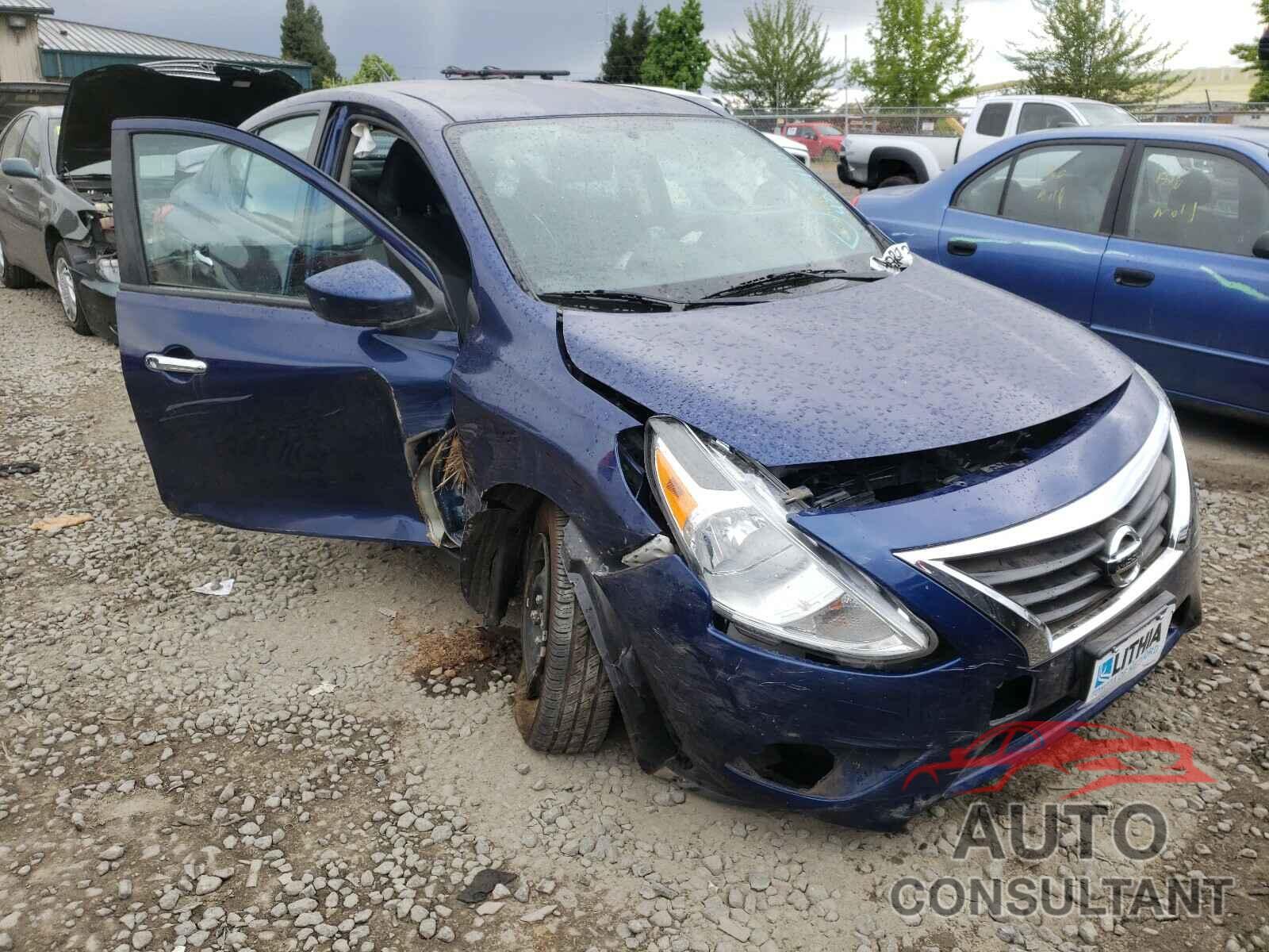 NISSAN VERSA 2019 - 3N1CN7AP0KL839304