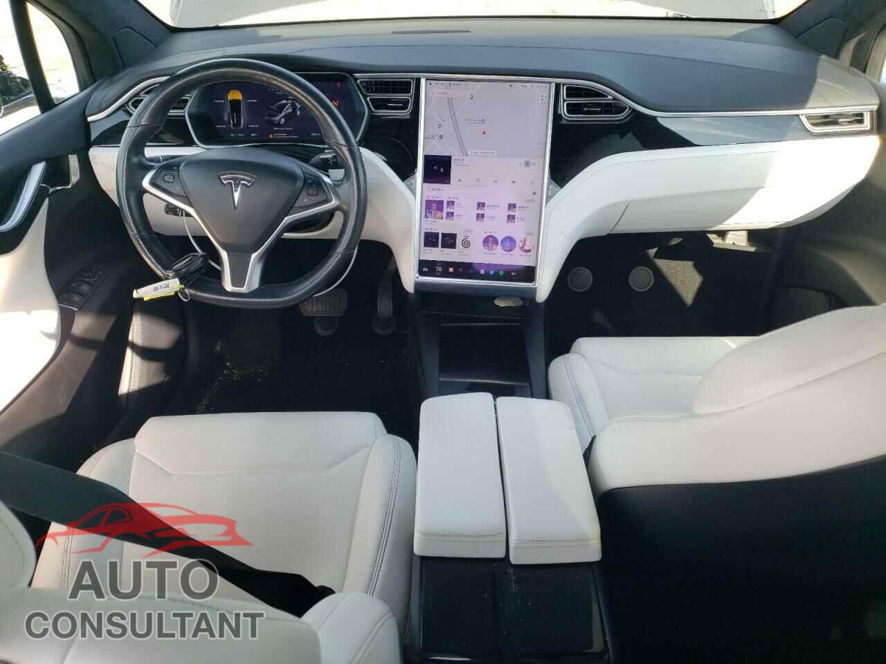 TESLA MODEL X 2017 - 5YJXCBE29HF074137