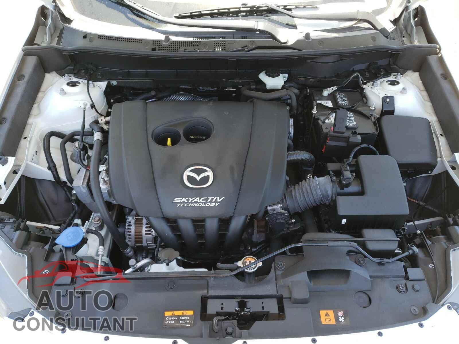 MAZDA CX-3 2018 - JM1DKDB76J0307316