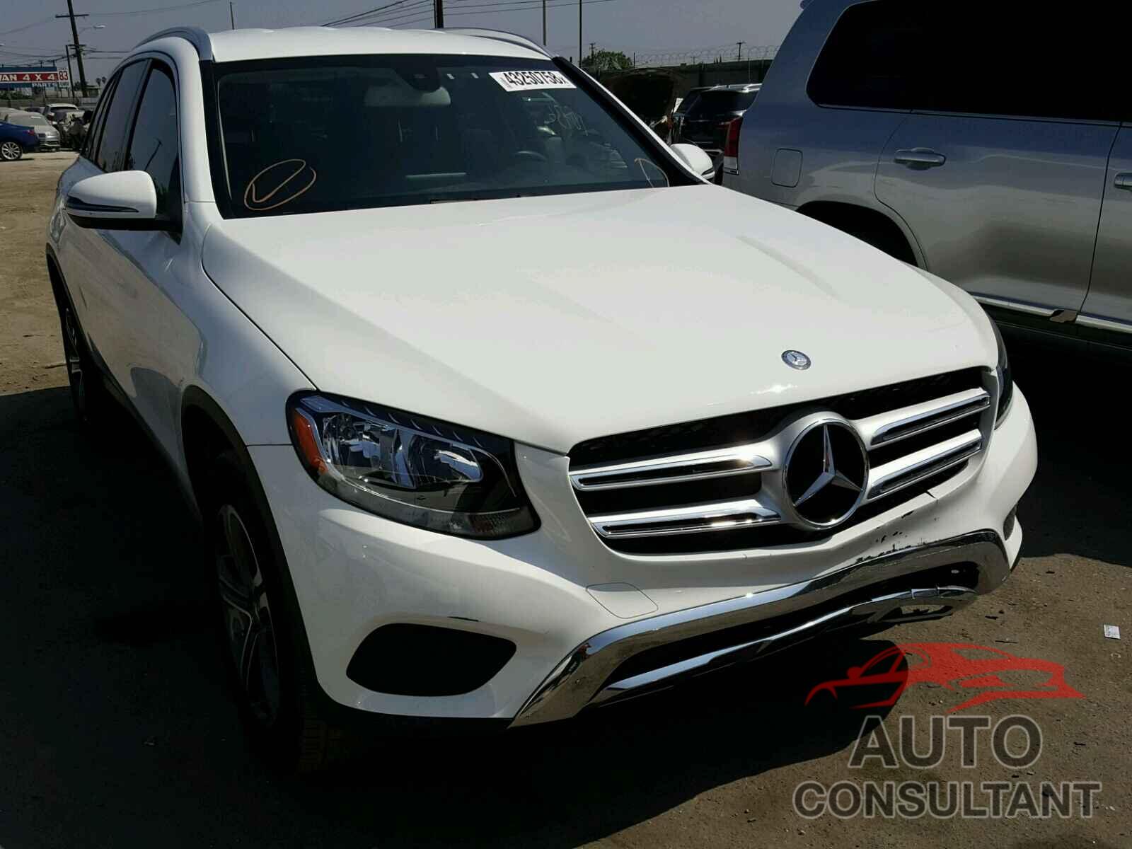 MERCEDES-BENZ GLC 300 2017 - WDC0G4JB3HF173050