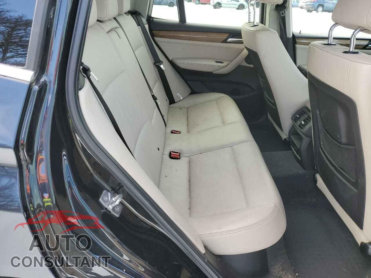 BMW X3 2011 - 5UXWX5C56BL704357