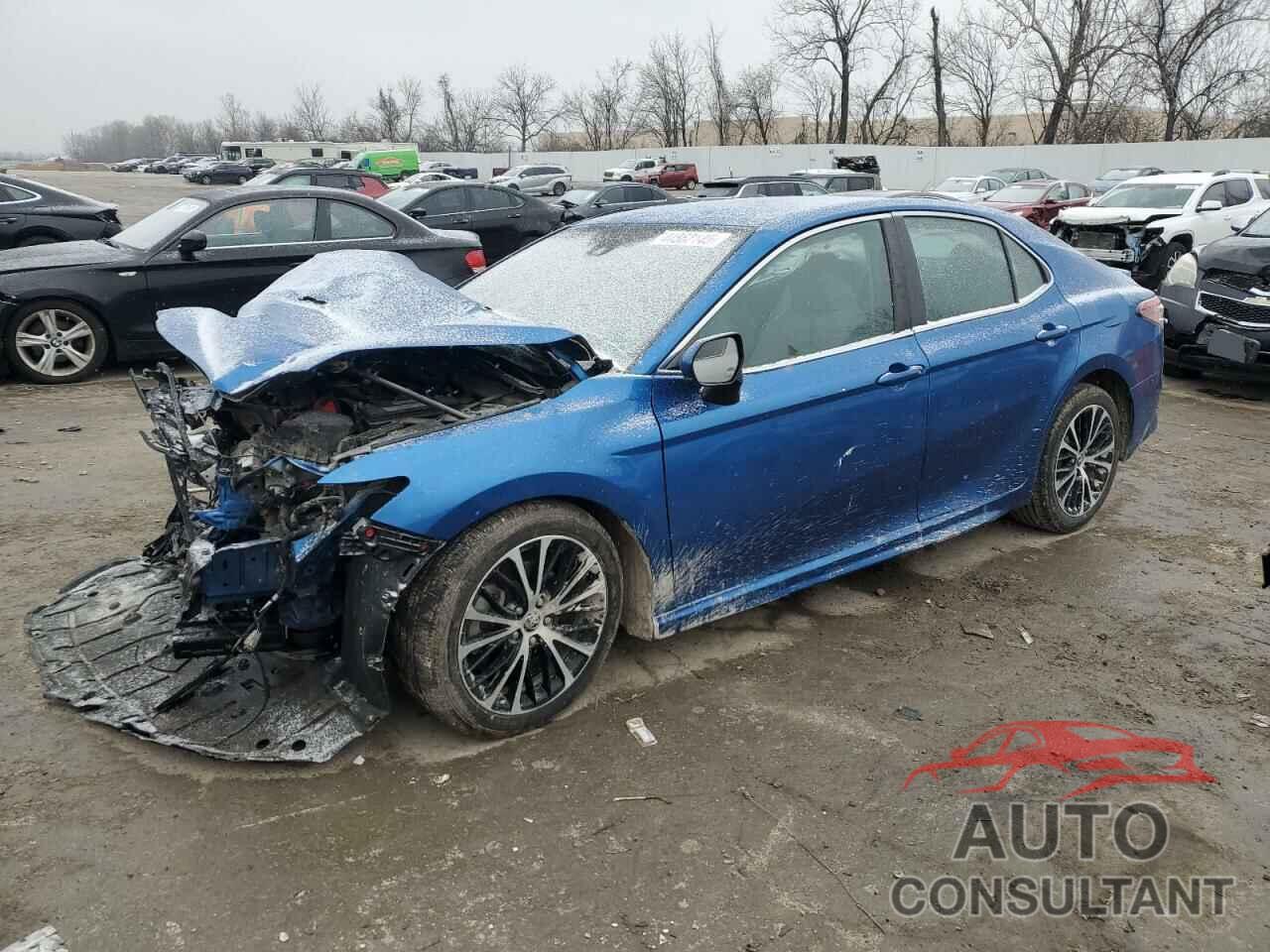 TOYOTA CAMRY 2018 - 4T1B11HKXJU009523