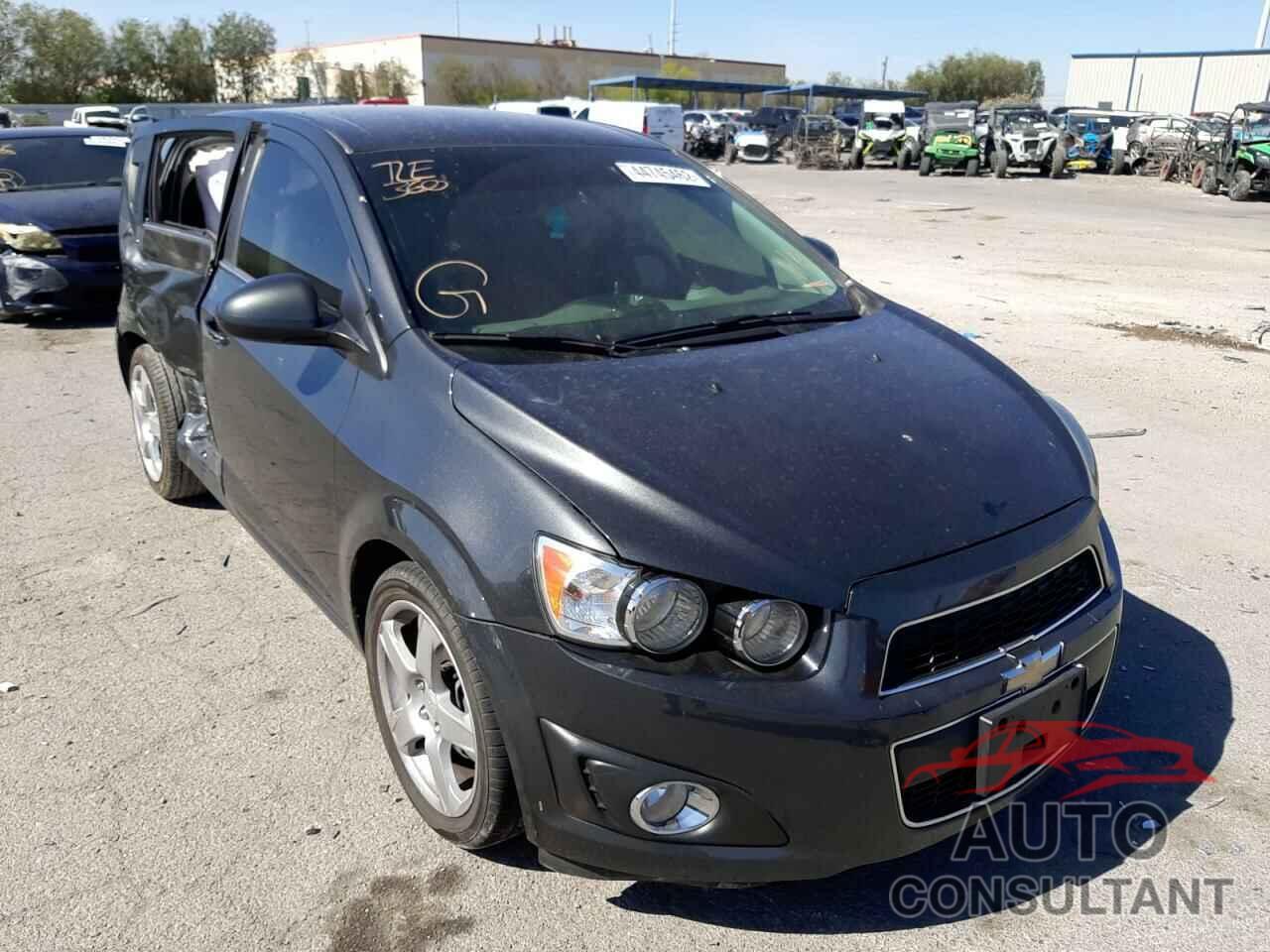 CHEVROLET SONIC 2016 - 1G1JE6SB9G4157948