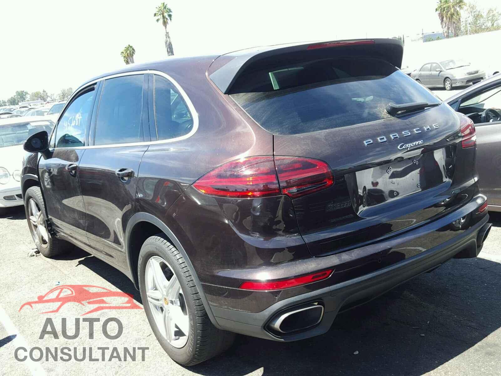 PORSCHE CAYENNE 2016 - WP1AA2A29GLA05198